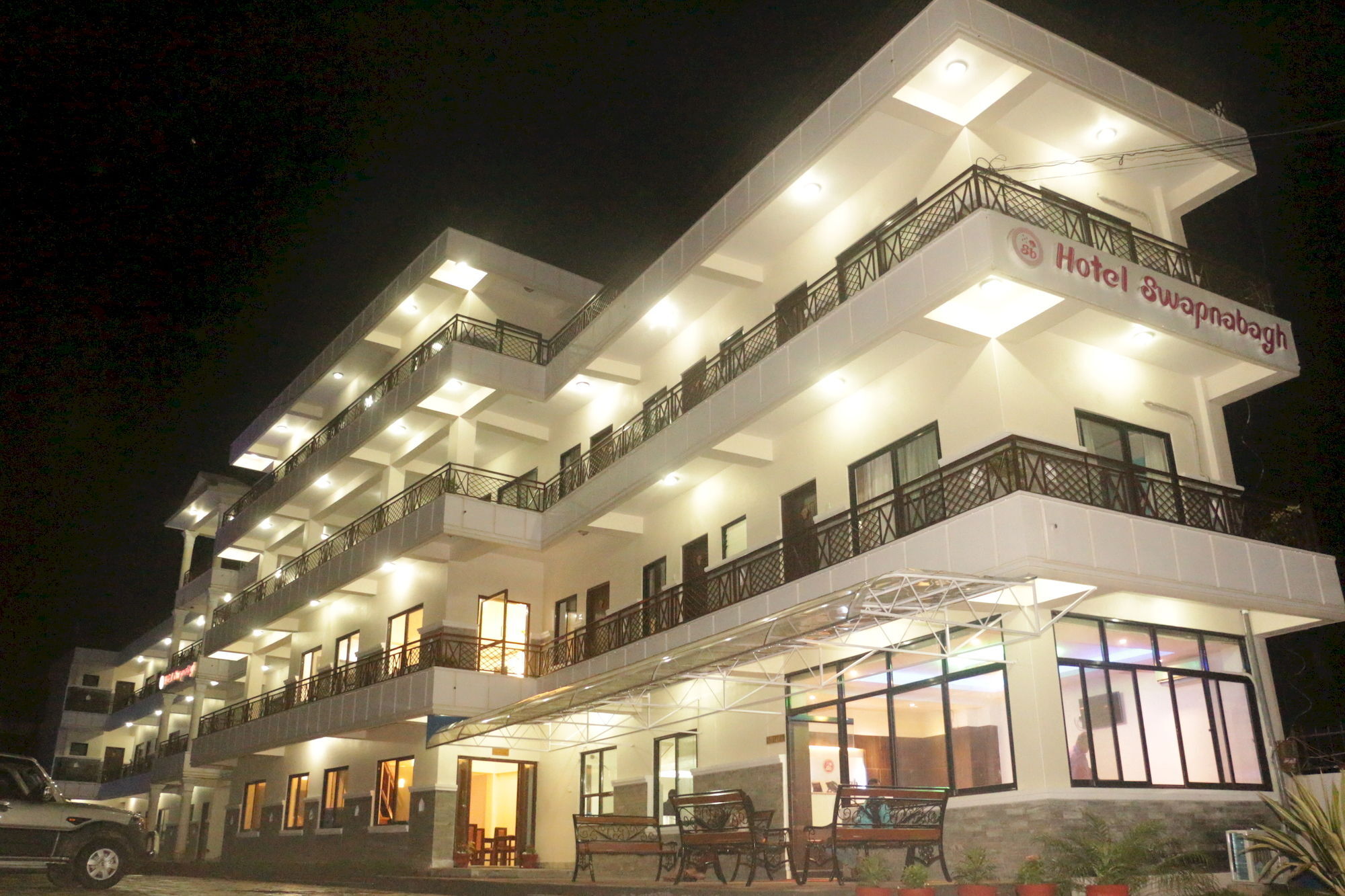 Hotel Swapnabagh Покхара Экстерьер фото